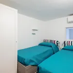Vittorio Elegant Two Bedroom Apartment