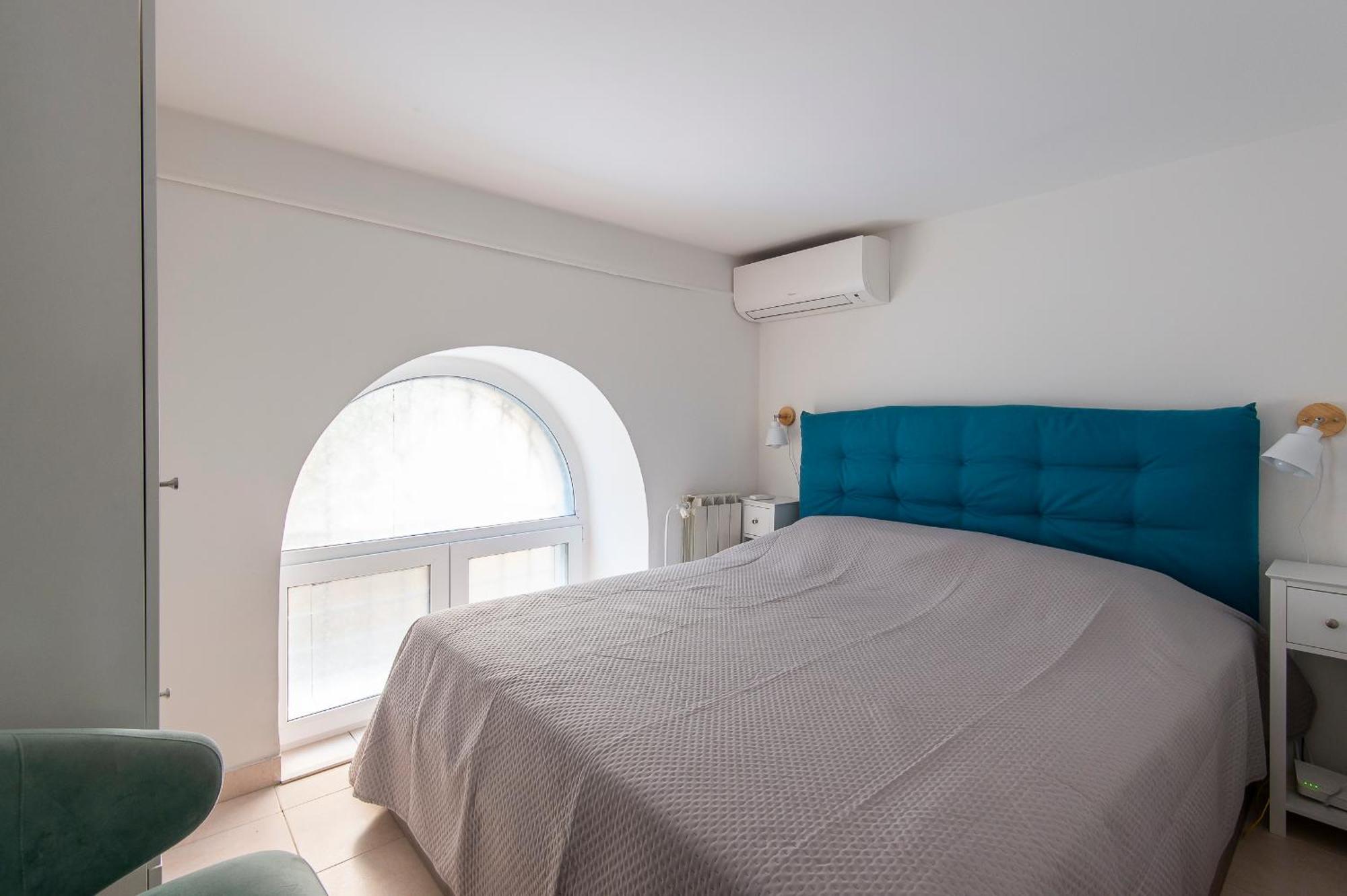 Vittorio Elegant Two Bedroom Apartment