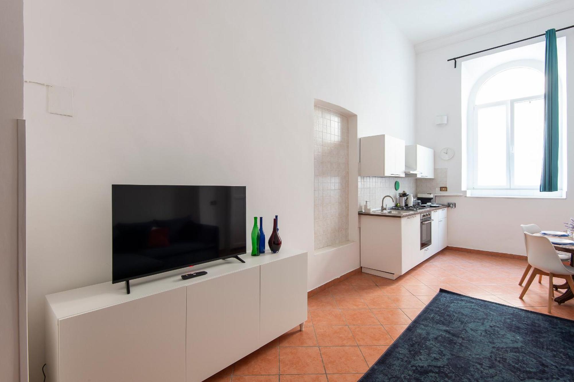 Vittorio Elegant Two Bedroom Apartment Rom