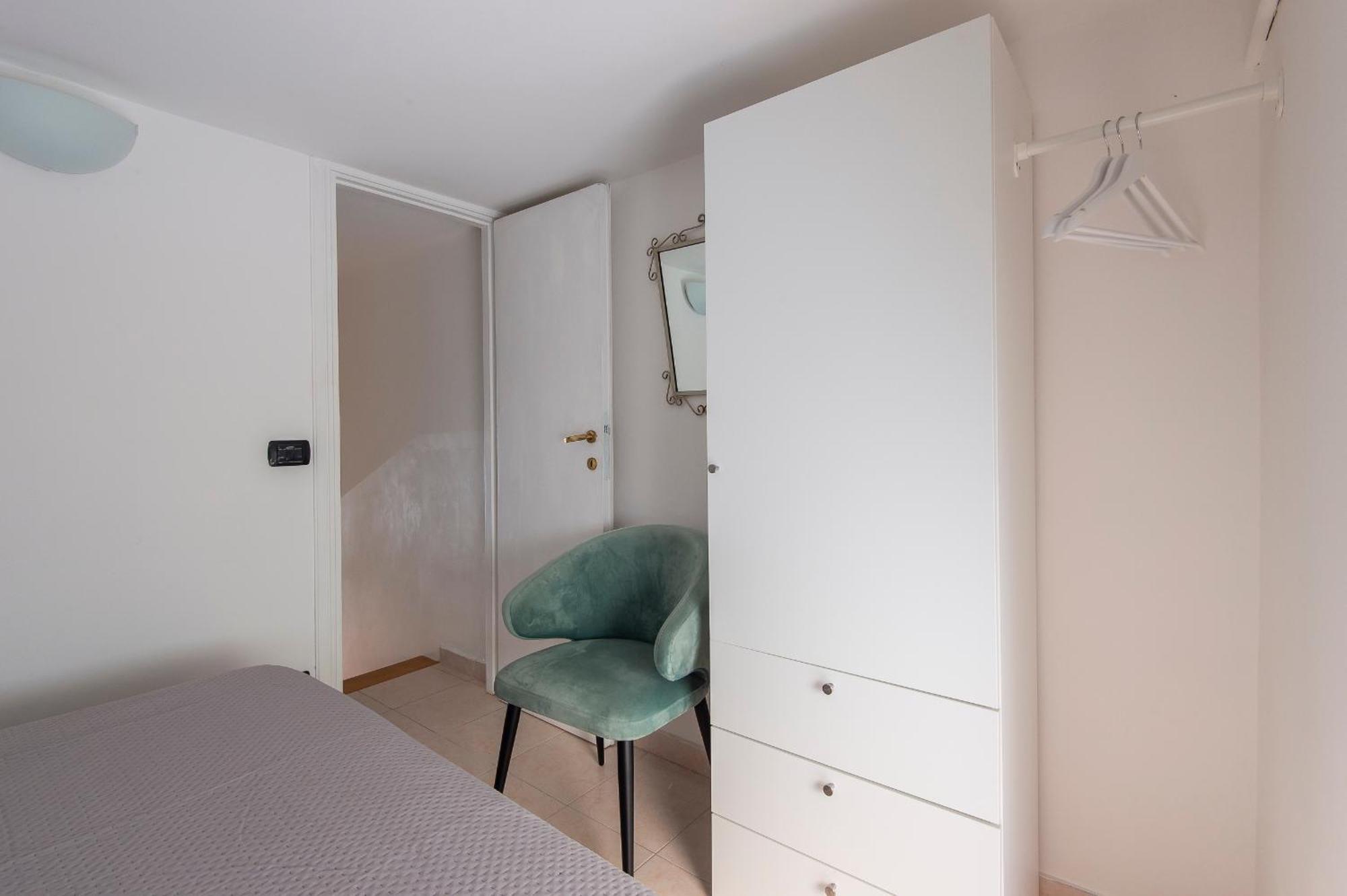 Vittorio Elegant Two Bedroom *